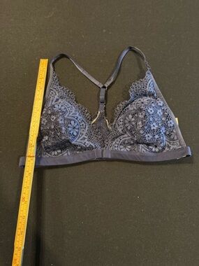 Victoria's Secret Navy Lace Triangle Bralette Sz Large